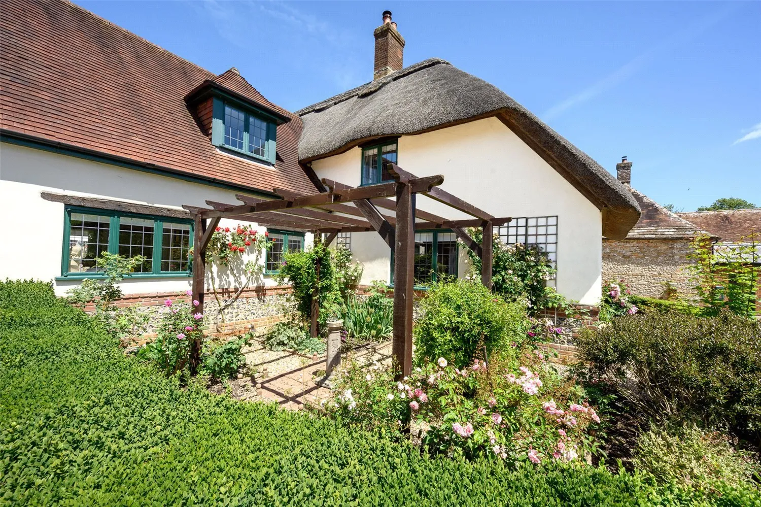 Clenston Road, Winterborne Stickland, DT11 photo 27