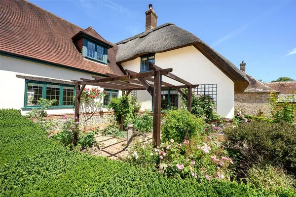 Clenston Road, Winterborne Stickland, DT11 photo 27