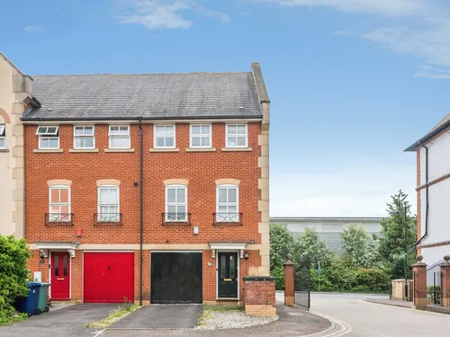 Bennett Crescent, Cowley, Oxfordphoto