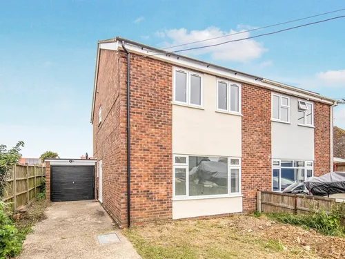 Weeley Road, Little Clacton, Clacton-On-Seaphoto