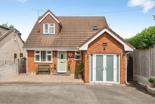 Station Road, Neston, Cheshire, CH64