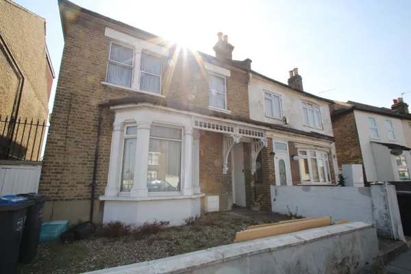 Farnley Road, Selhurst, SE25