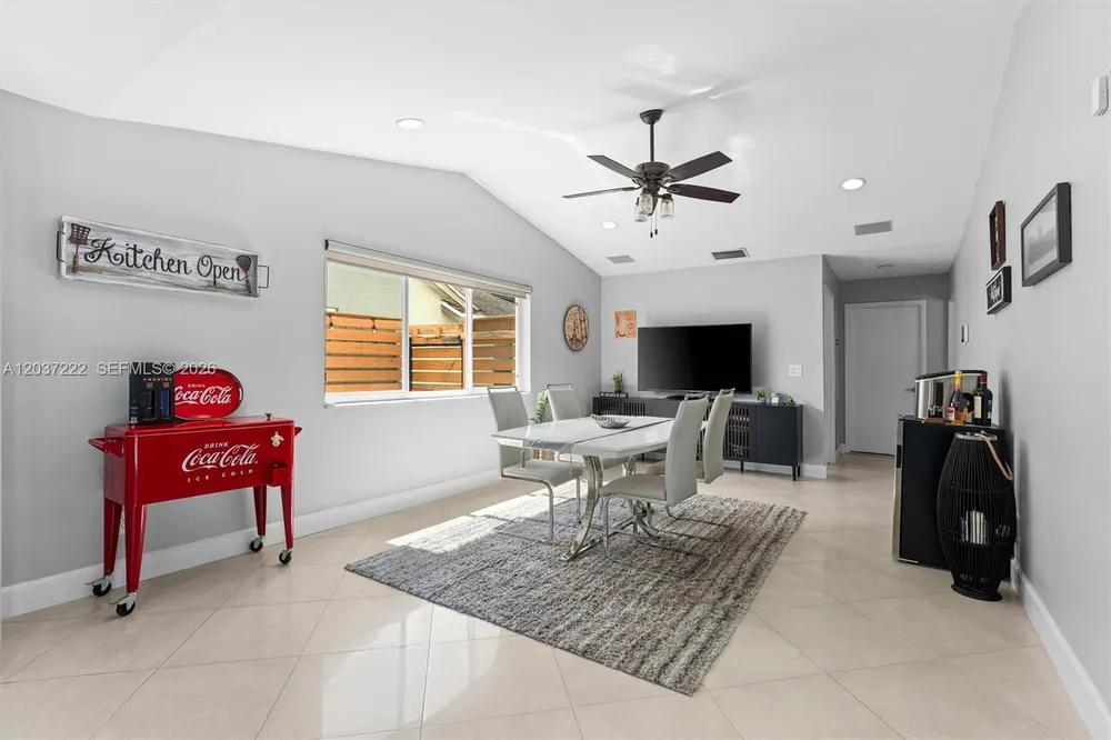 8211 NW 52nd Ct, Lauderhill, FL 33351
