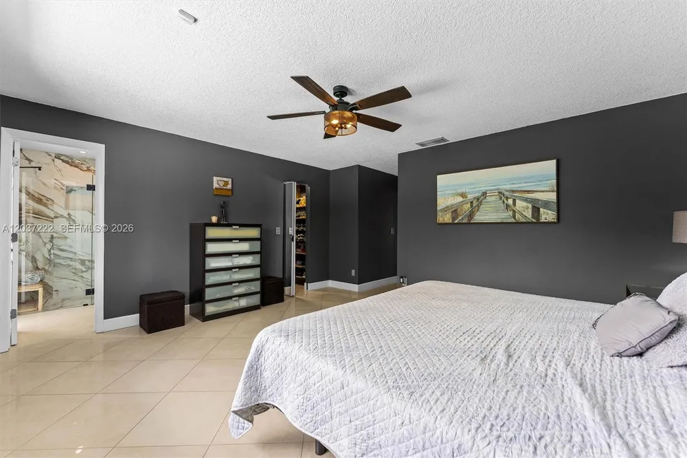 8211 NW 52nd Ct, Lauderhill, FL 33351
