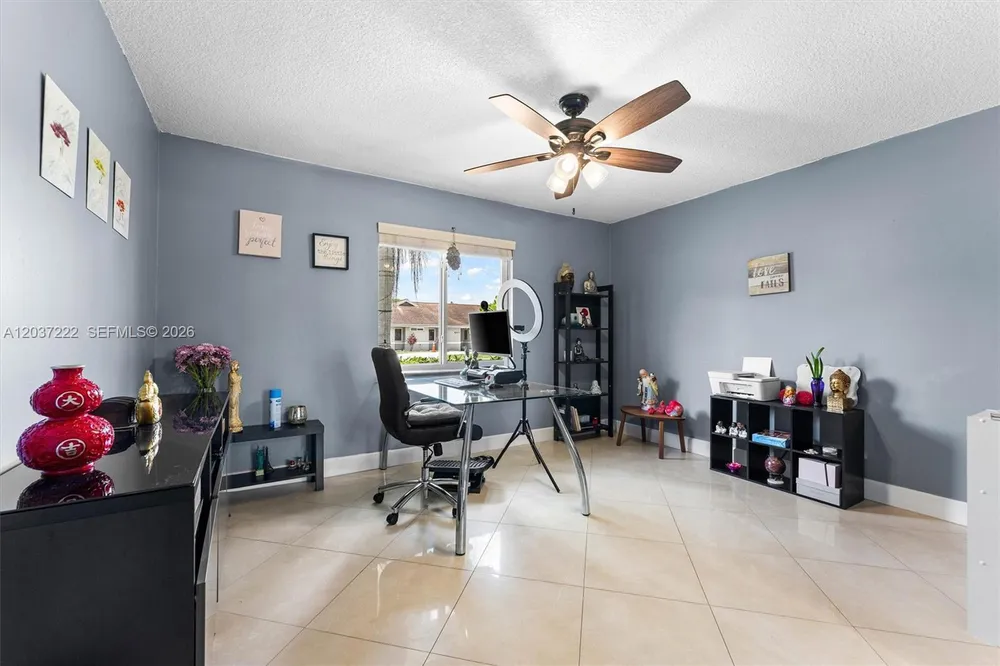 8211 NW 52nd Ct, Lauderhill, FL 33351