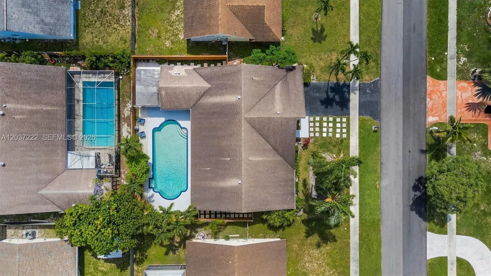 8211 NW 52nd Ct, Lauderhill, FL 33351