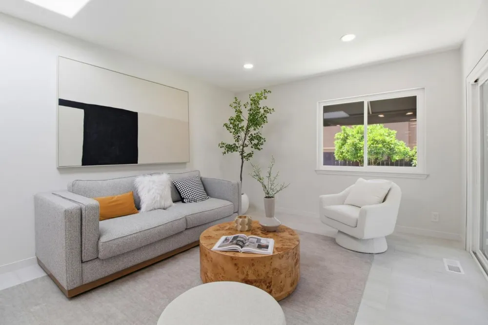 1114 Palm Ave, San Mateo, CA 94401