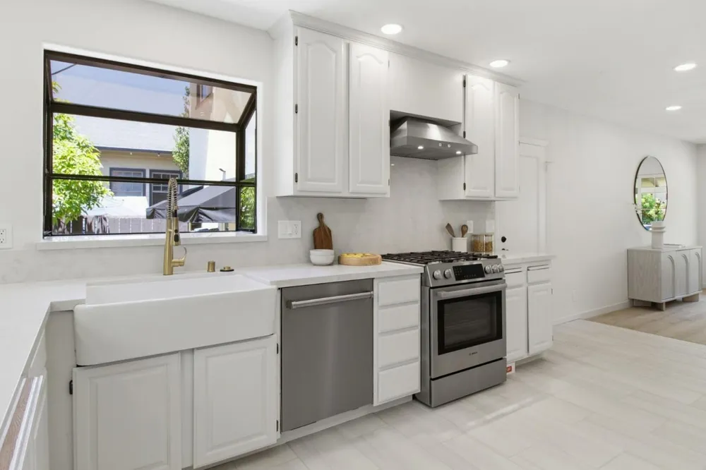1114 Palm Ave, San Mateo, CA 94401