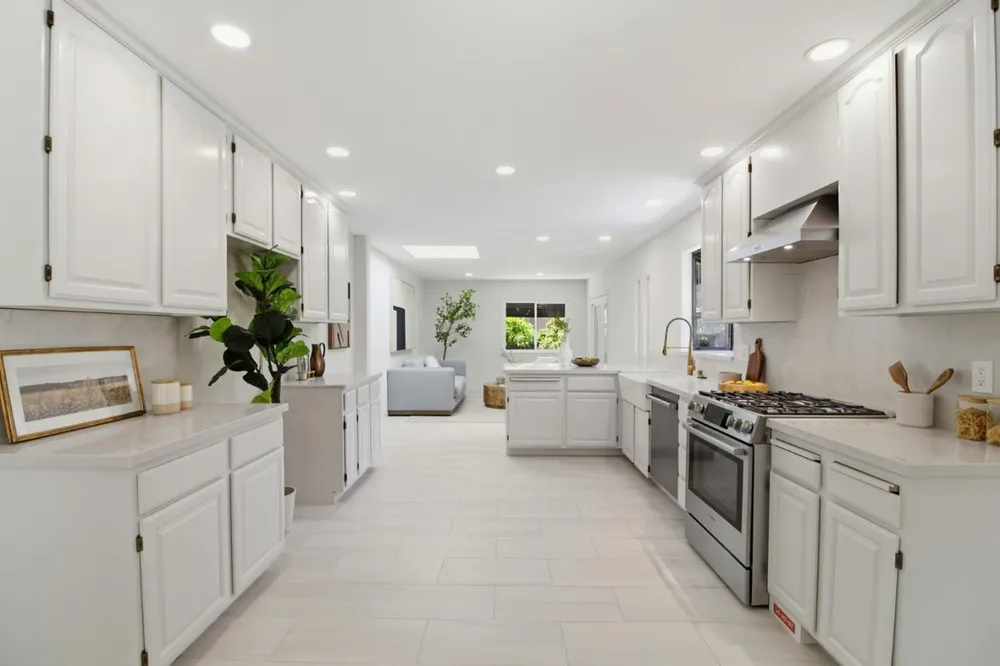 1114 Palm Ave, San Mateo, CA 94401