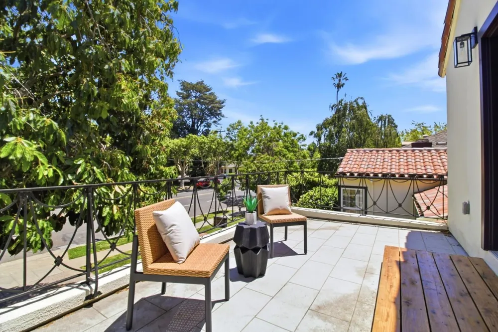 1114 Palm Ave, San Mateo, CA 94401