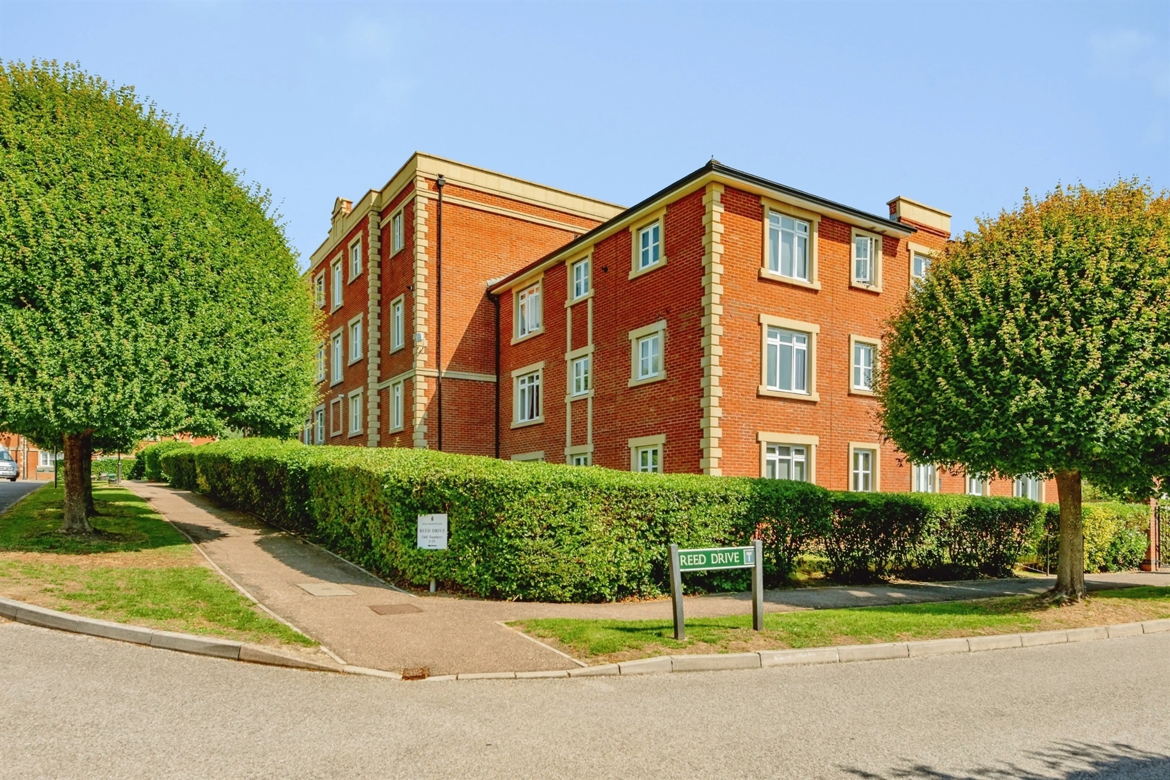 Property photo 0