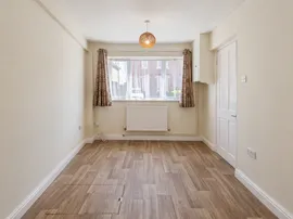Burton Place, Taunton thumb 2