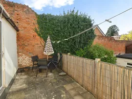 Burton Place, Taunton thumb 3