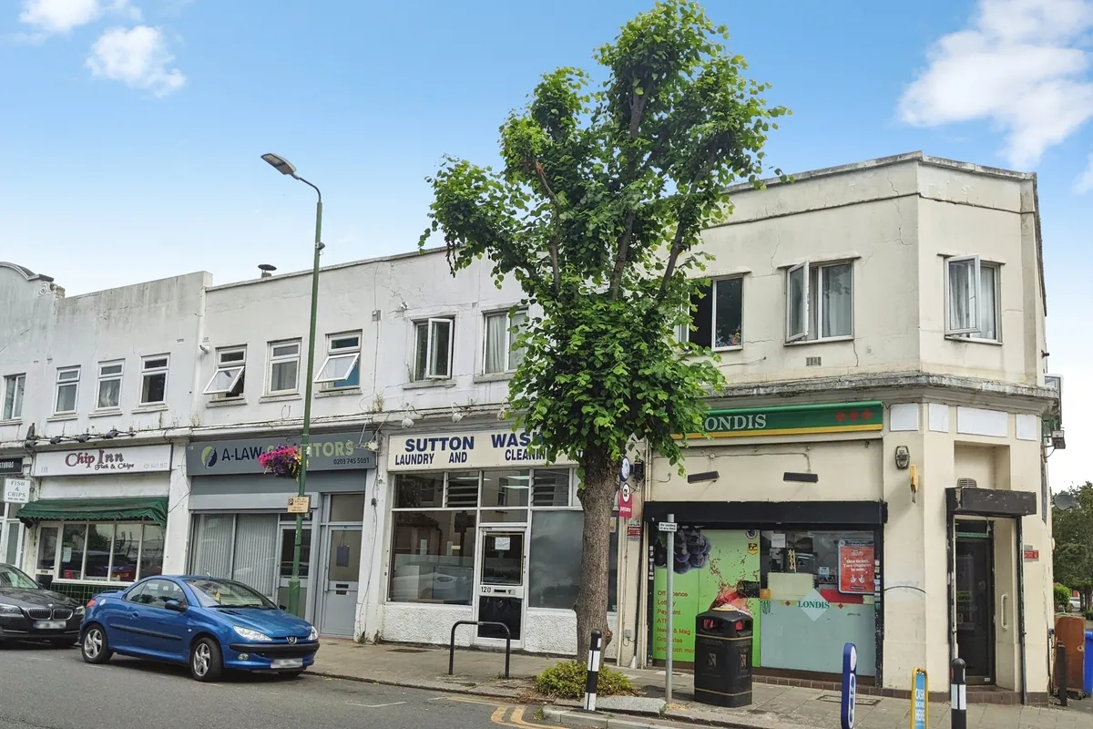 Westmead Road, SUTTON