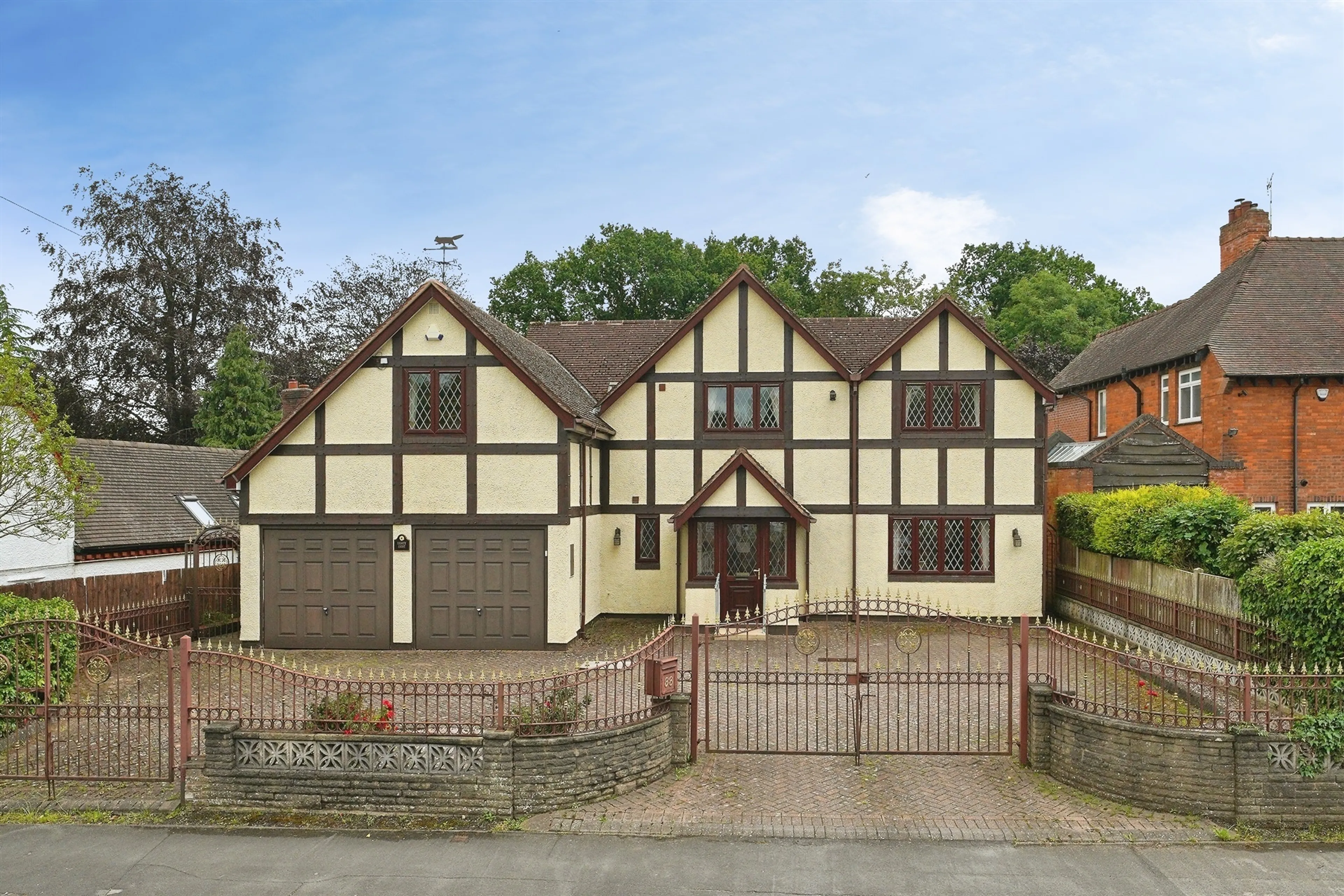 Property photo 0