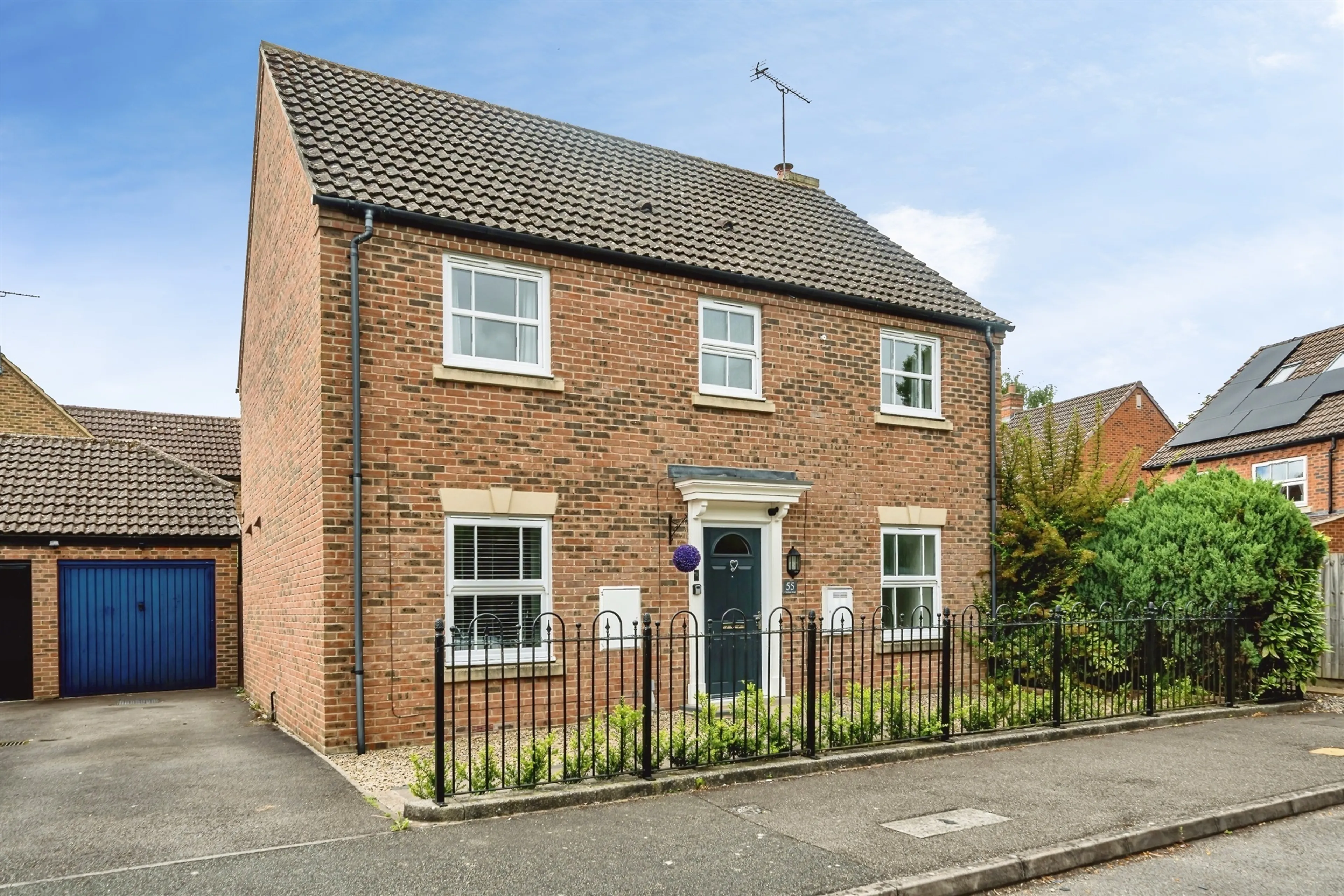 Property photo 0