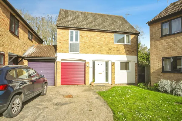 Raedwald Drive, Bury St. Edmunds, Suf...