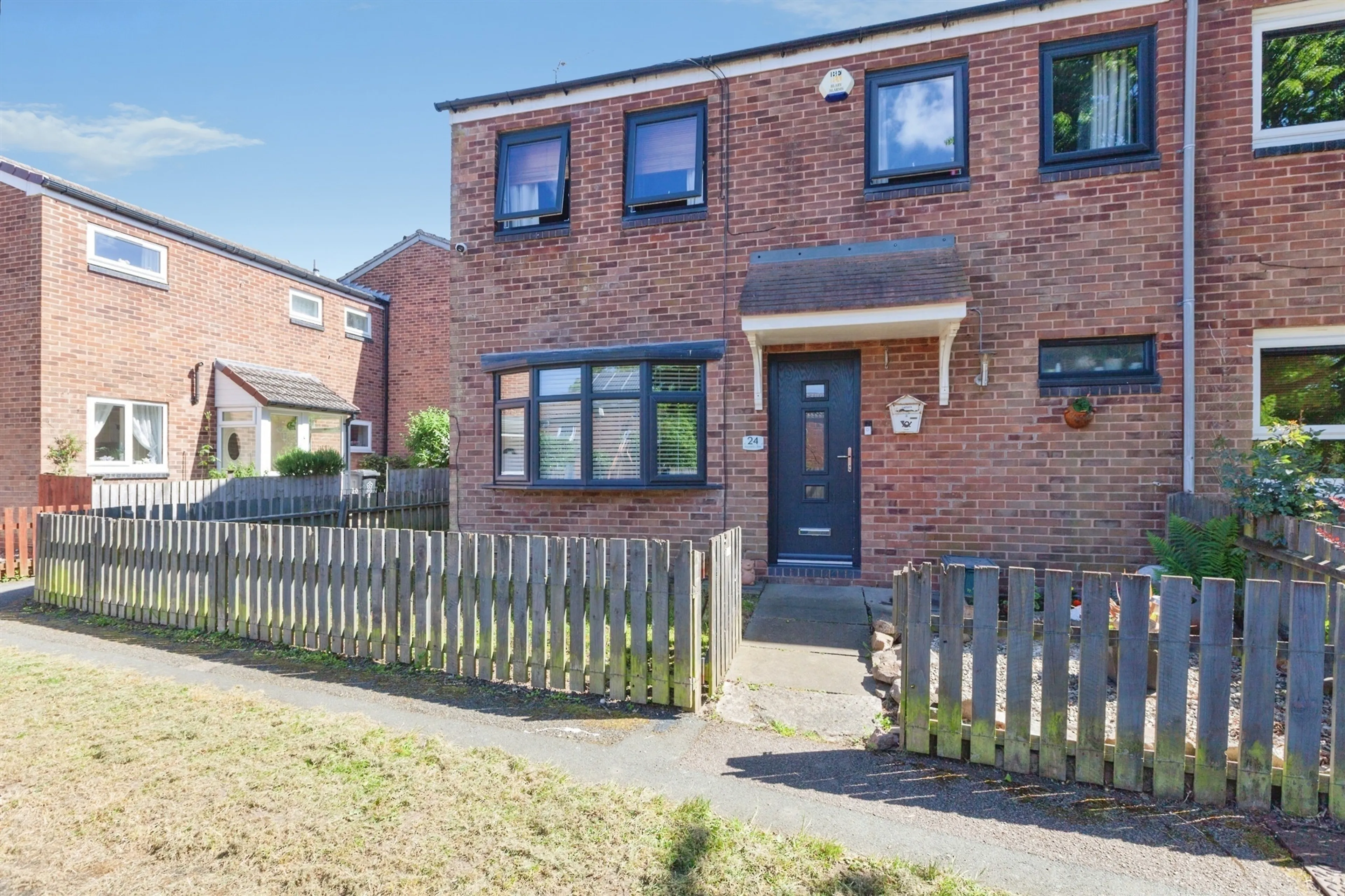 Property photo 0