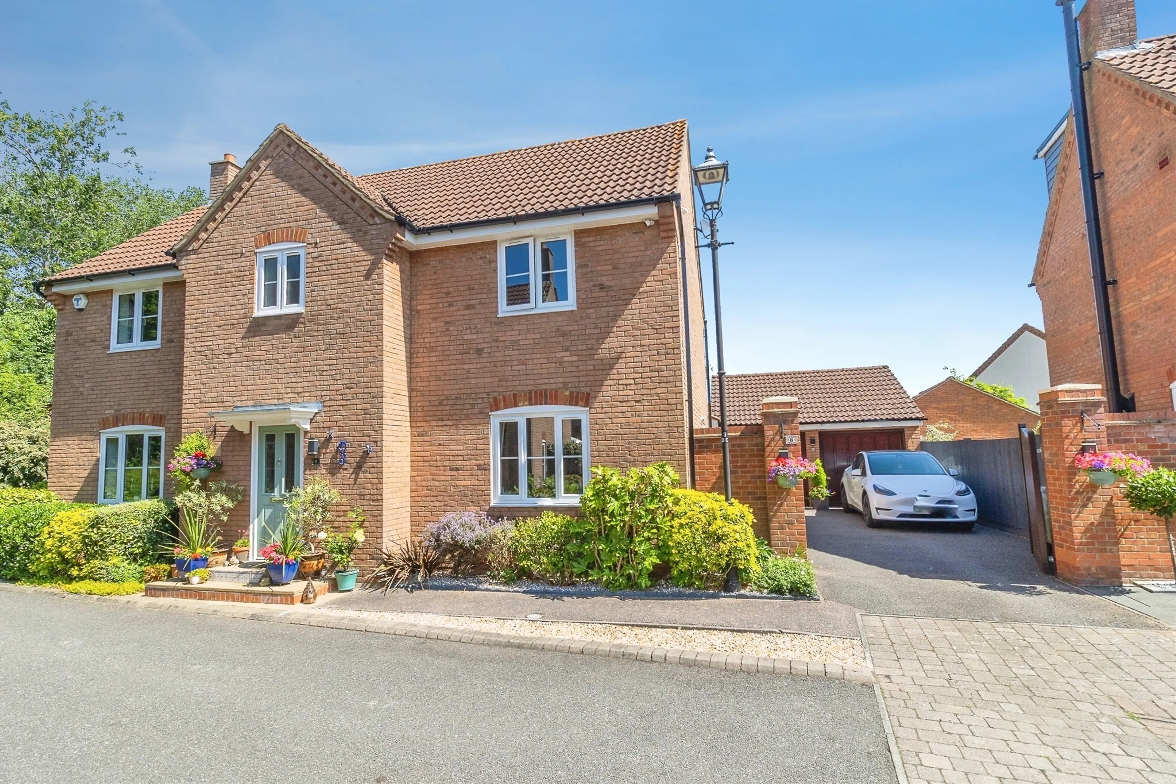 Property photo 0