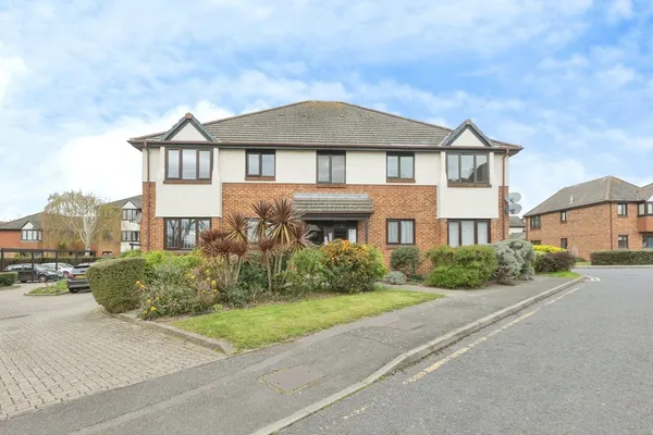 Haig Gardens, GRAVESEND, Kent, DA12