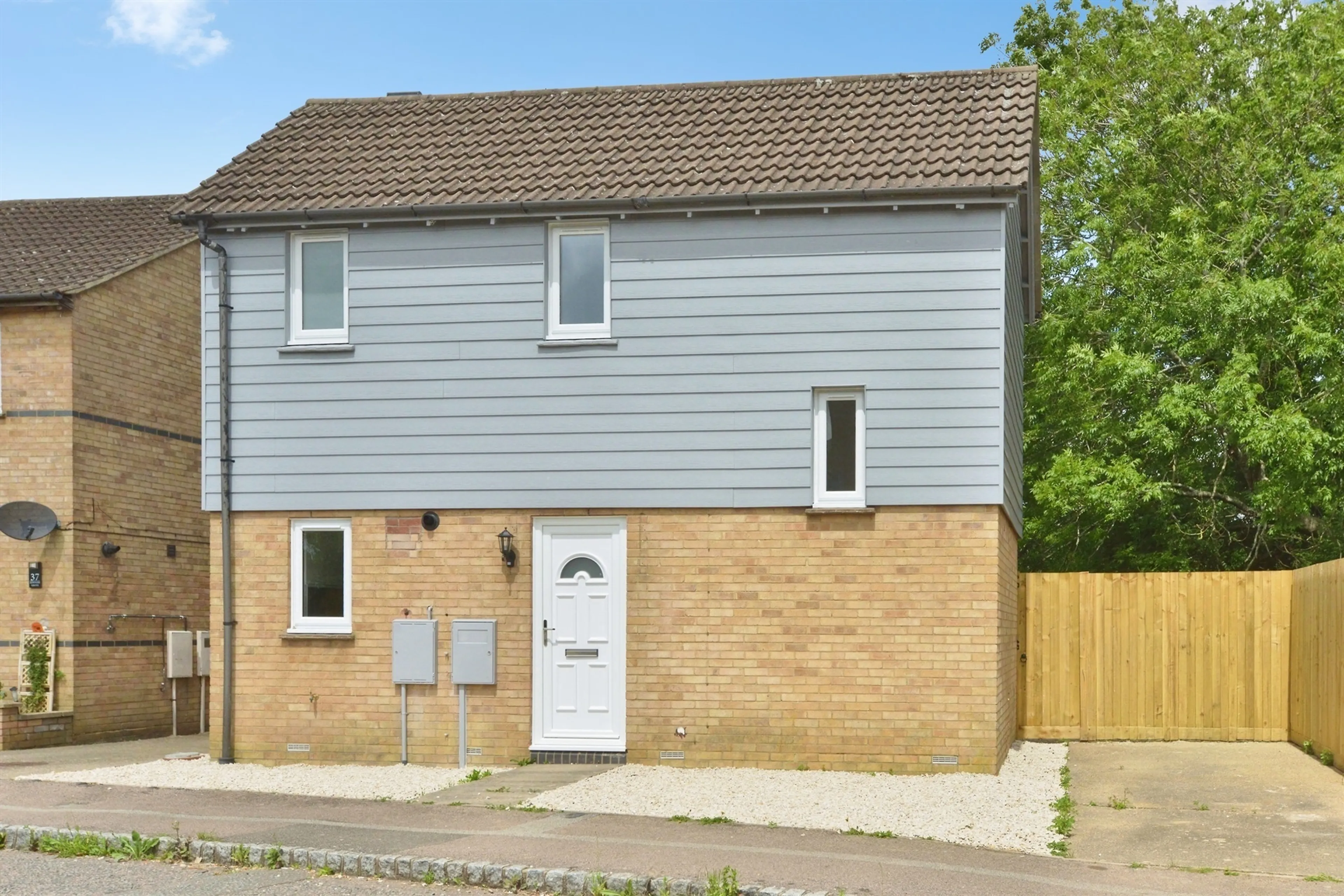 Property photo 0