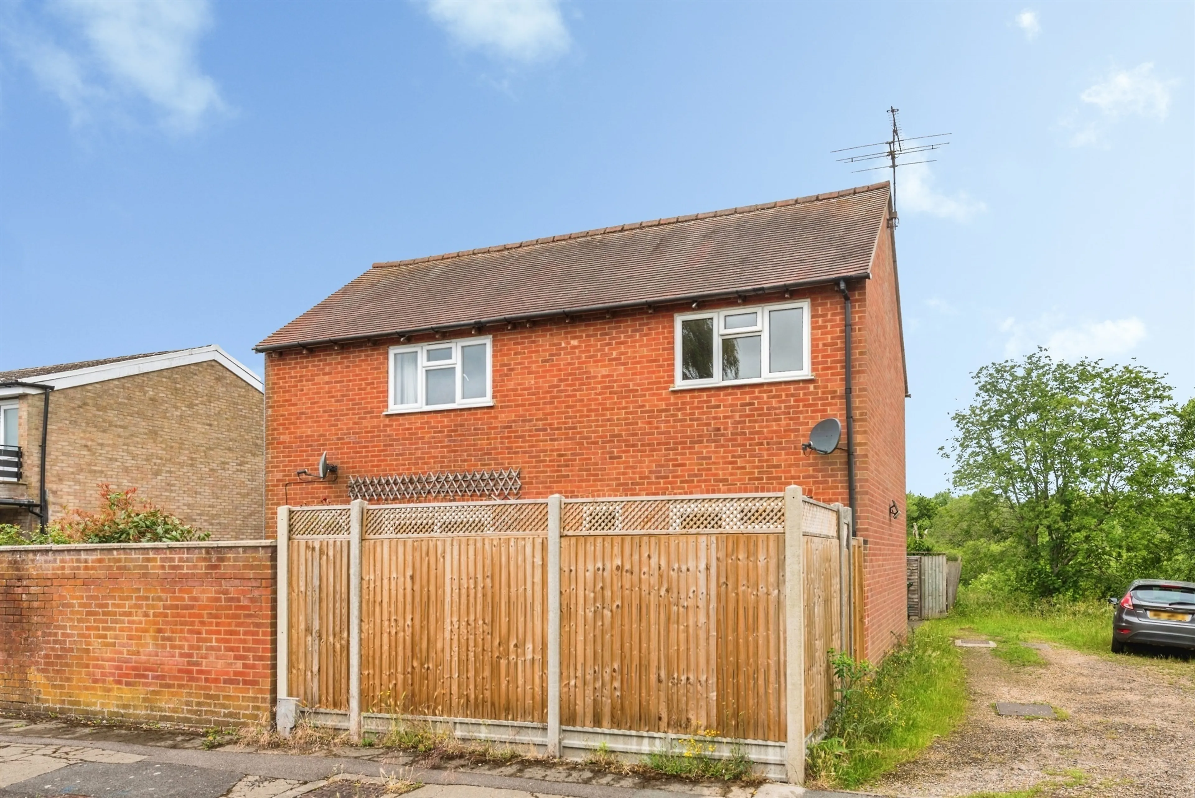 Property photo 0