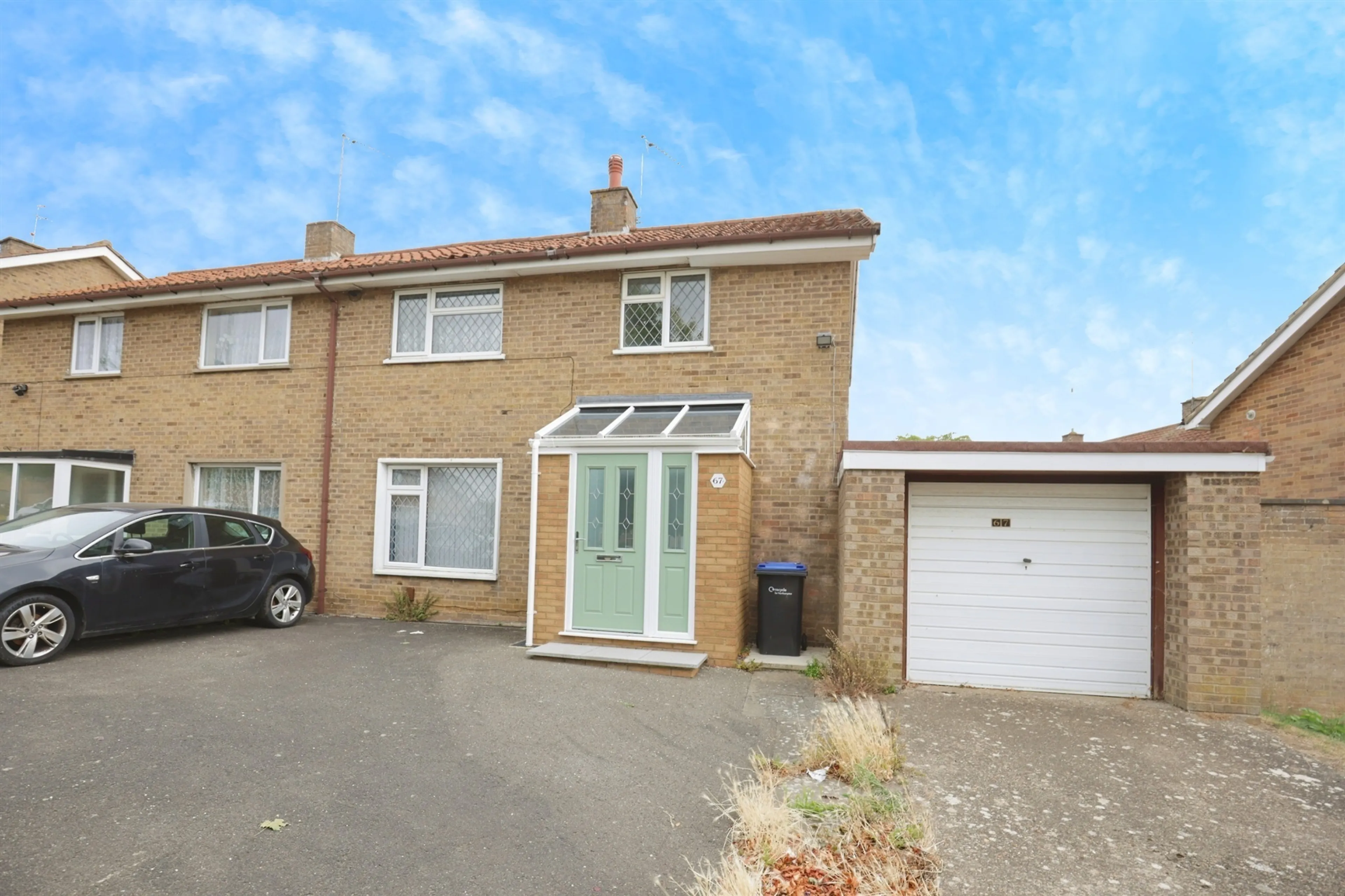 Property photo 0