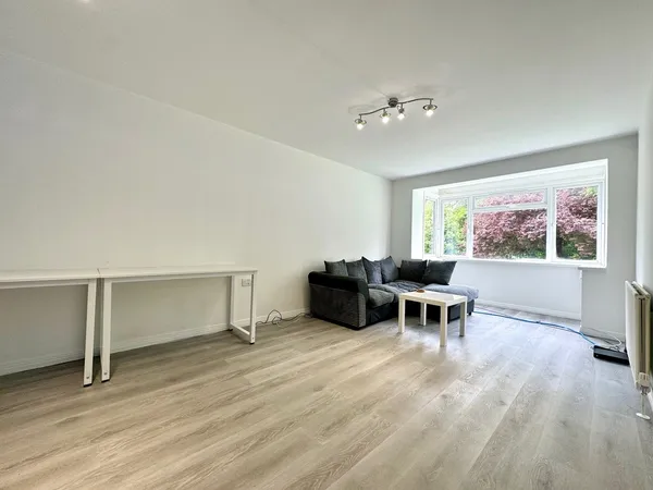 Kingsmere, London Road, BN1 6UW