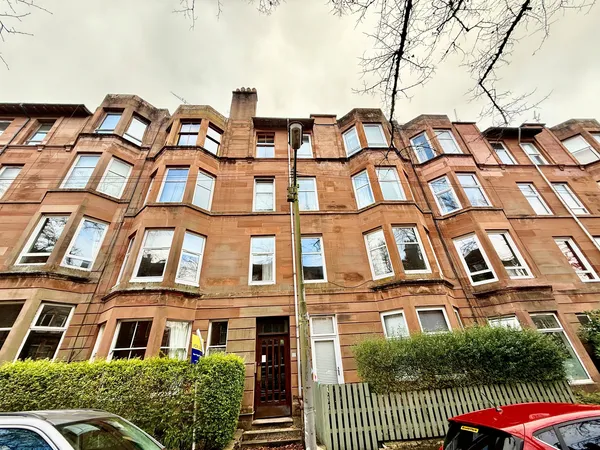 Edgemont Street, Langside, G41 3EN