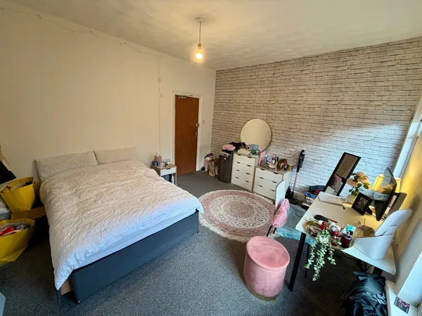 Cawdor Road, Manchester, M14 6LR