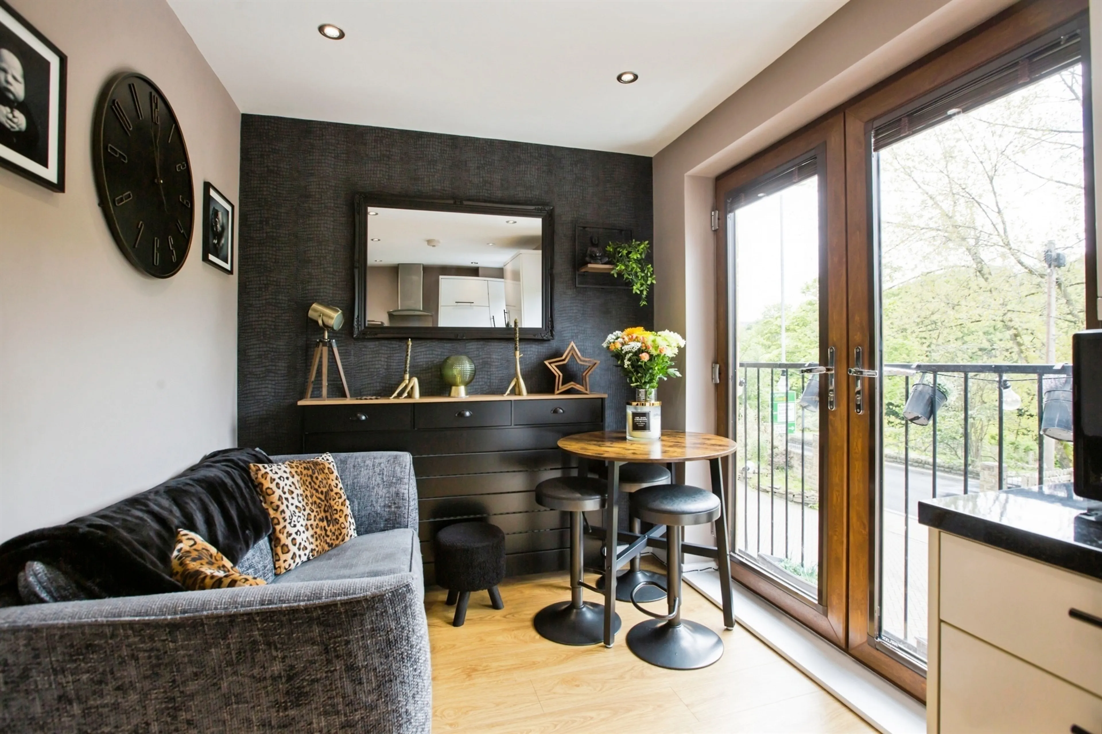 Property at Middlefoot Terrace, Luddendenfoot, Halifax