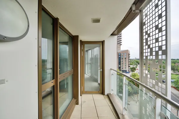 Coppermill Heights, Mill Mead Road, L...