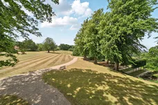 The Percy, Magna Carta Park, Egham, TW20 photo 5