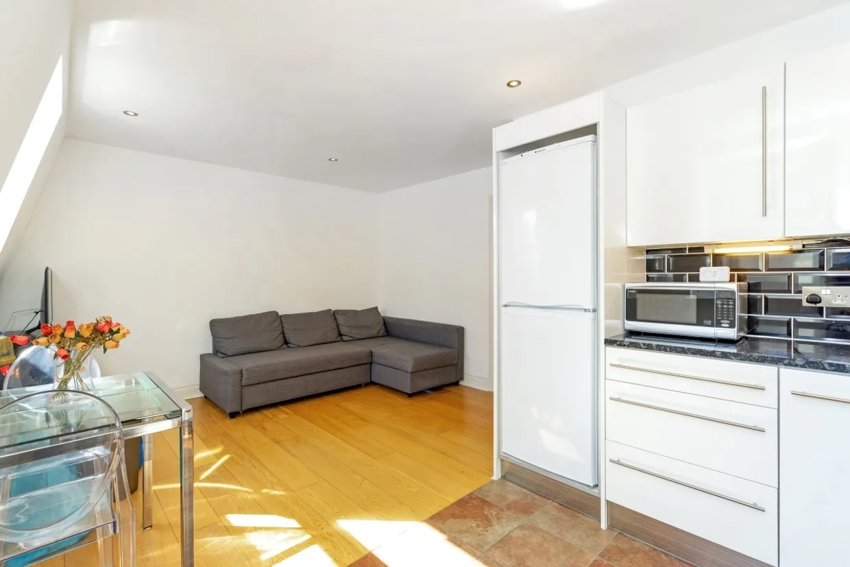 Malvern Road, London, NW6 photo 6