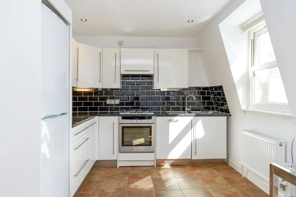 Malvern Road, London, NW6 photo 8