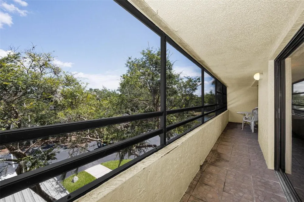 13612 S Village Dr, Tampa, FL 33618