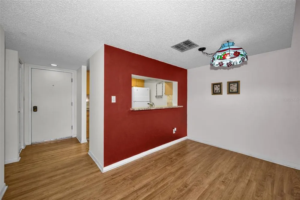 13612 S Village Dr, Tampa, FL 33618
