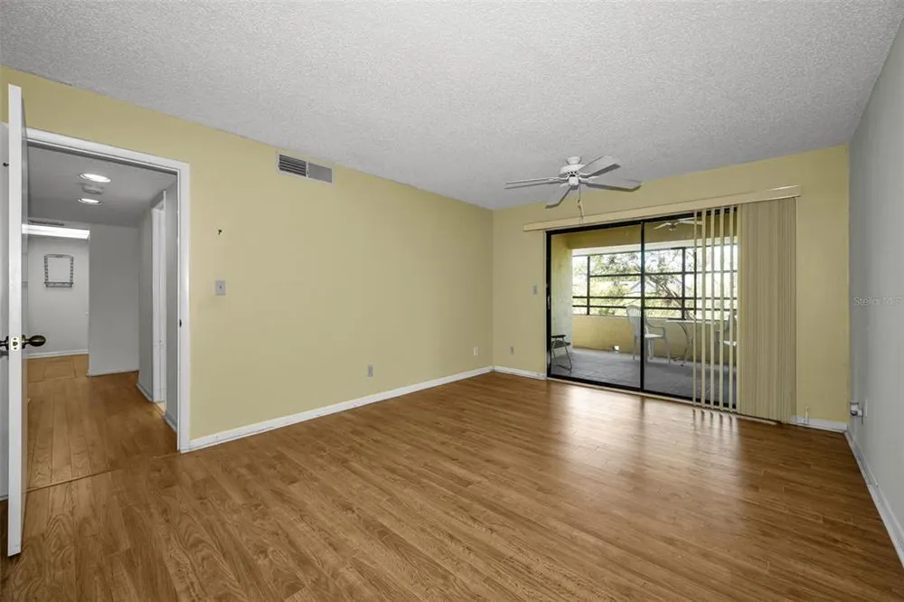 13612 S Village Dr, Tampa, FL 33618