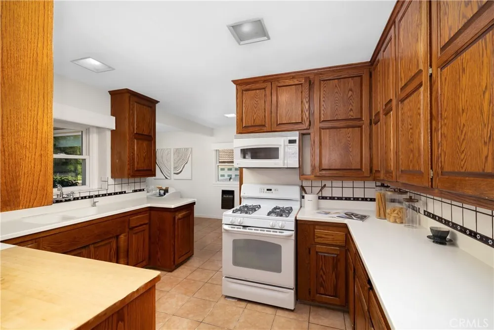 166 W Las Flores Ave, Arcadia, CA 91007