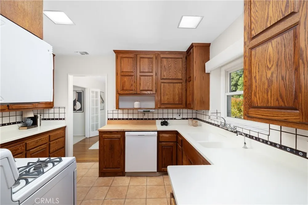 166 W Las Flores Ave, Arcadia, CA 91007