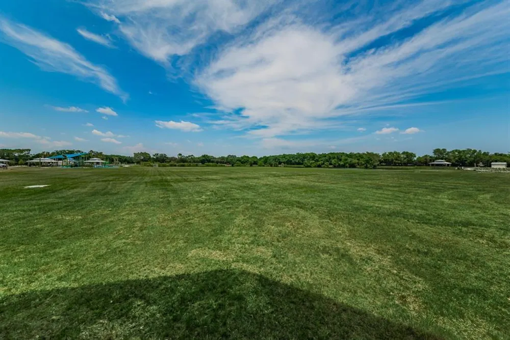 13612 S Village Dr, Tampa, FL 33618