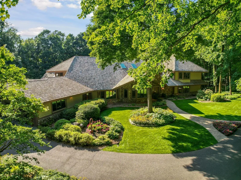 1420 TAMARACK DRIVE, Medina, MN 55356