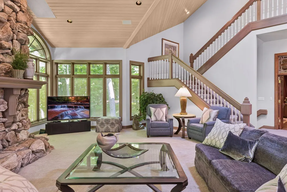 1420 TAMARACK DRIVE, Medina, MN 55356