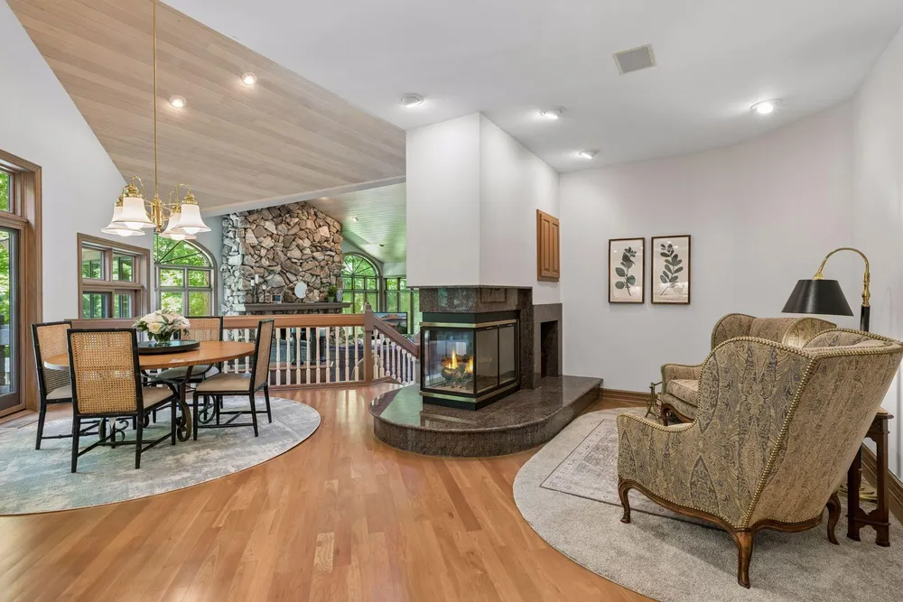 1420 TAMARACK DRIVE, Medina, MN 55356