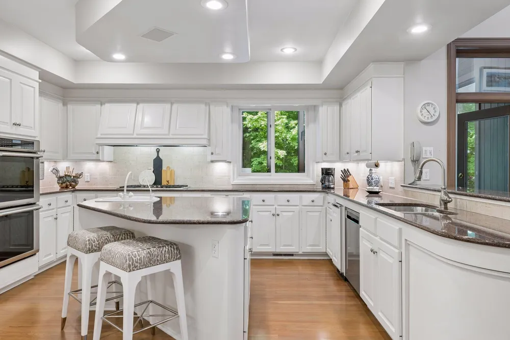 1420 TAMARACK DRIVE, Medina, MN 55356