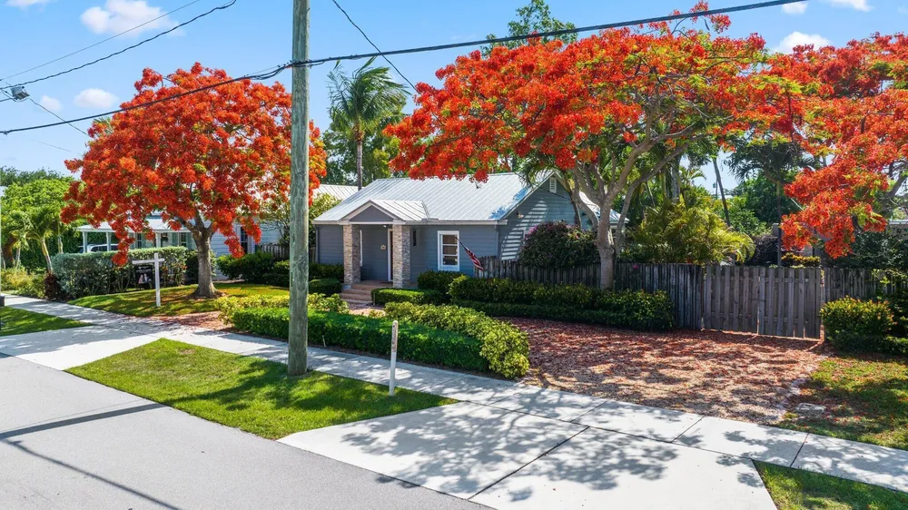 304 SE 4th Ave, Delray Beach, FL 33483