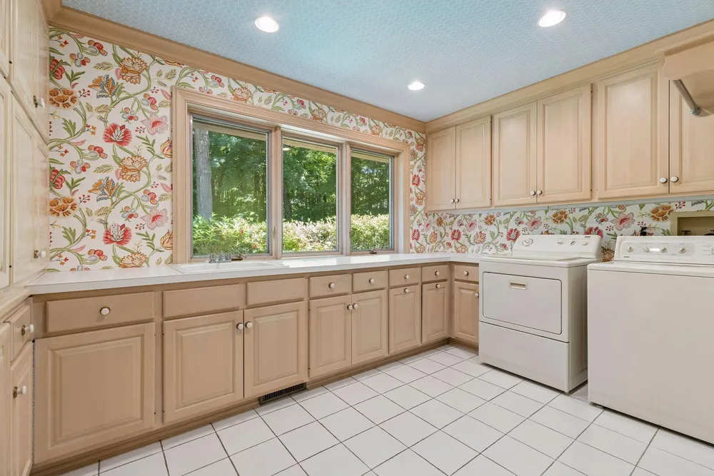 1420 TAMARACK DRIVE, Medina, MN 55356