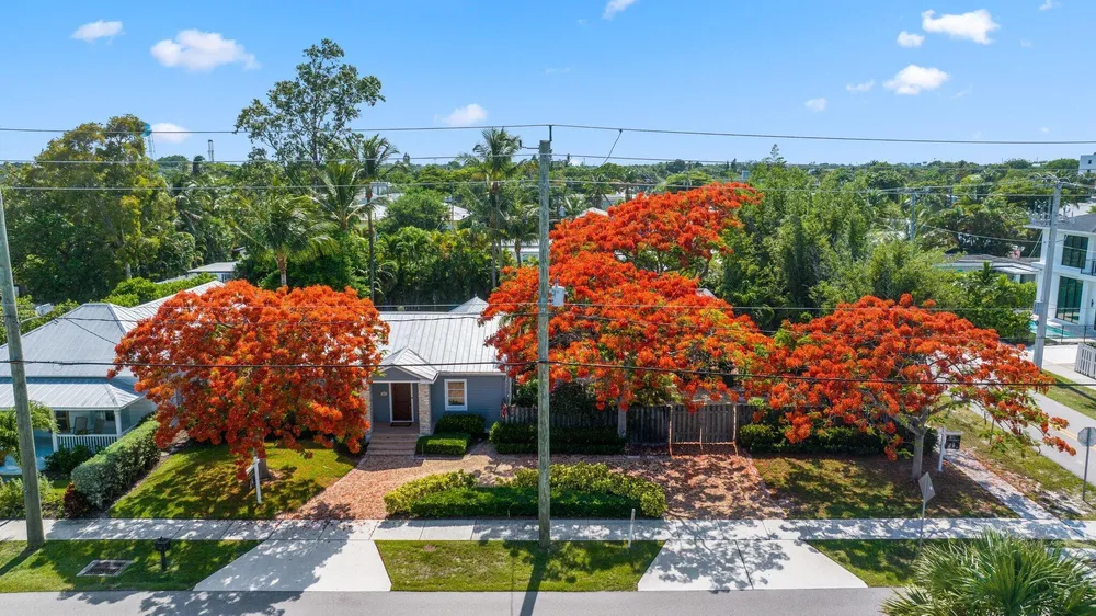 304 SE 4th Ave, Delray Beach, FL 33483