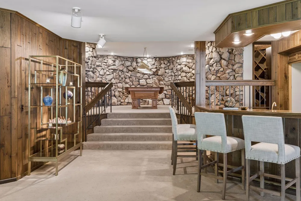 1420 TAMARACK DRIVE, Medina, MN 55356