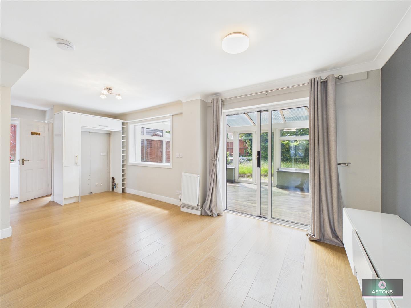 Casher Road, Maidenbower Image 4